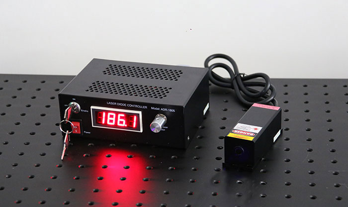 658nm 100mW 0.1nm Ultra-Narrow Linewidth Raman Laser High Performance Red Laser Source